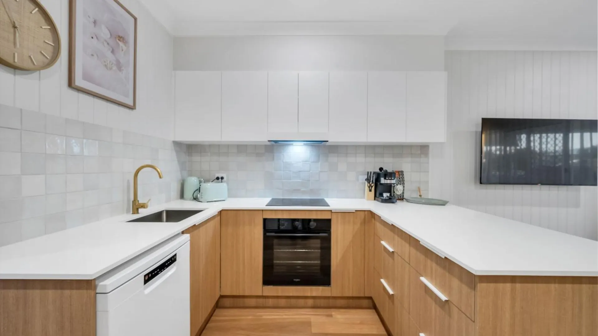 Seabreeze Units Apartment Townsville